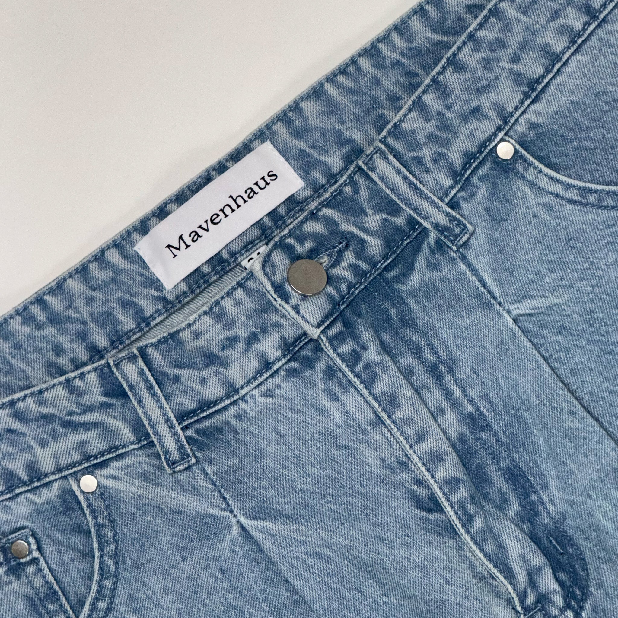 Pleated Core Jeans